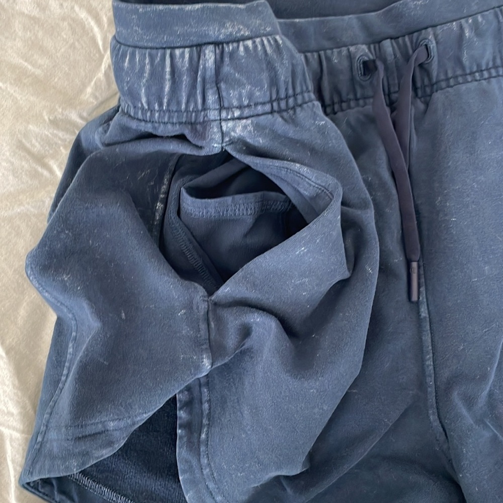 🍋 gently used lululemon inner glow shorts🍋 - Picture 6 of 7